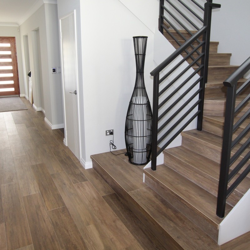 Tiled floors vs timber flooring – which is better? 1