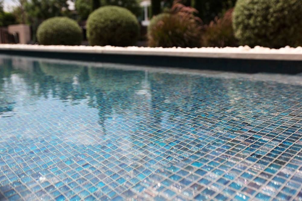 Are your pool tiles safe? 4